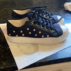 Giani Bini black tennis shoes